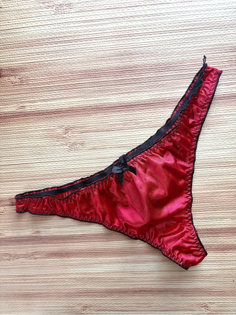 Red Scrunch Nylon Thong